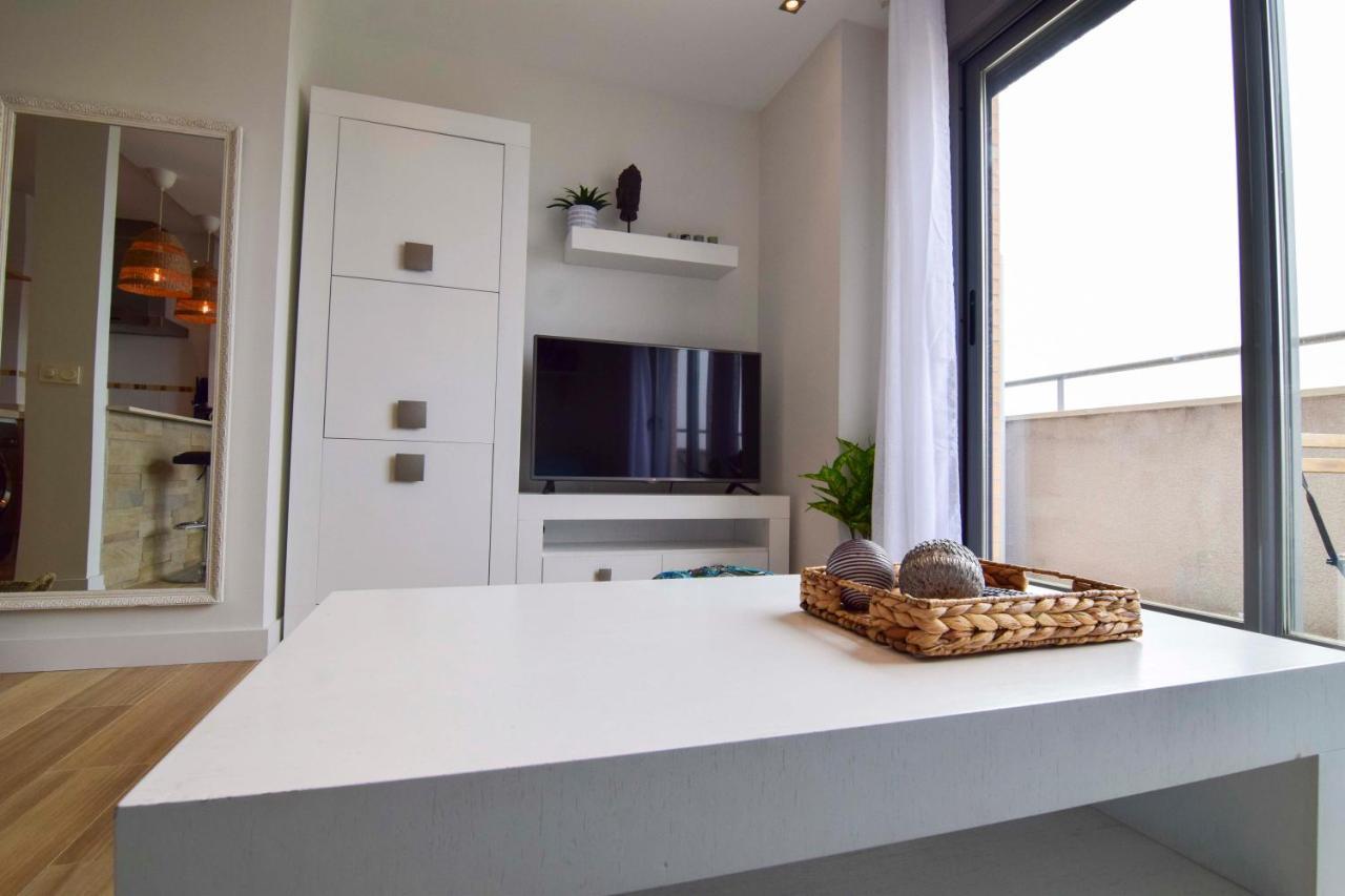 Letmalaga Sea Pacific Apartment Bagian luar foto